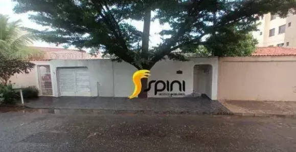 Casa com 3 Quartos para alugar, 130m² no Saraiva, Uberlândia