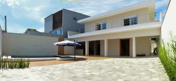 Casa com 5 Quartos à venda, 280m² no Jardim Virgínia, Guarujá