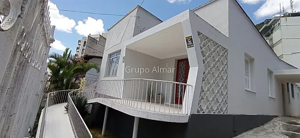 Casa com 4 Quartos para alugar, 170m² no Santa Helena, Juiz de Fora
