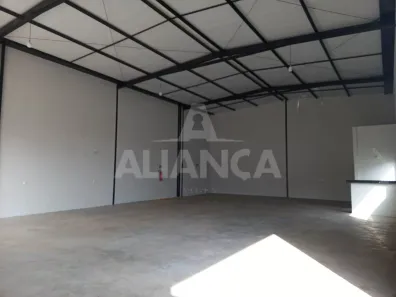 Galpão/Depósito/Armazém à venda, 240m² no Novo Mundo, Uberlândia