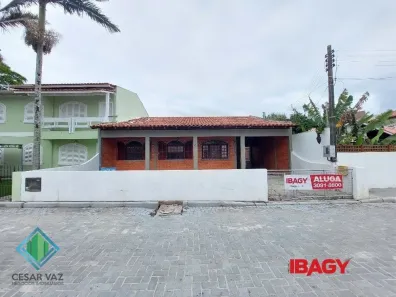 Casa com 3 Quartos à venda, 122m² no Ponta das Canas, Florianópolis