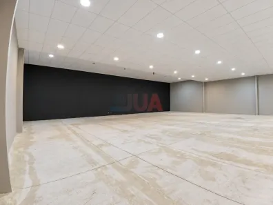 Galpão/Depósito/Armazém para alugar, 450m² no Moquetá, Nova Iguaçu