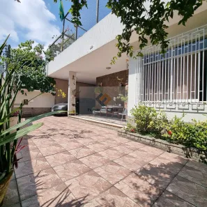 Casa com 3 Quartos à venda, 210m² no Vital Brazil, Niterói