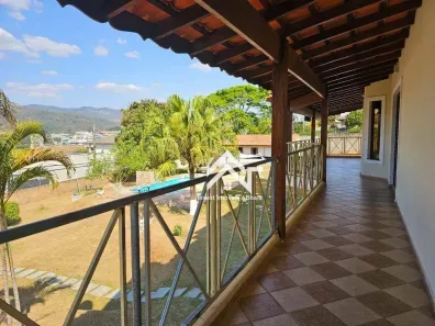 Fazenda/Sítio com 5 Quartos à venda, 465m² no Jardim Estância Brasil, Atibaia