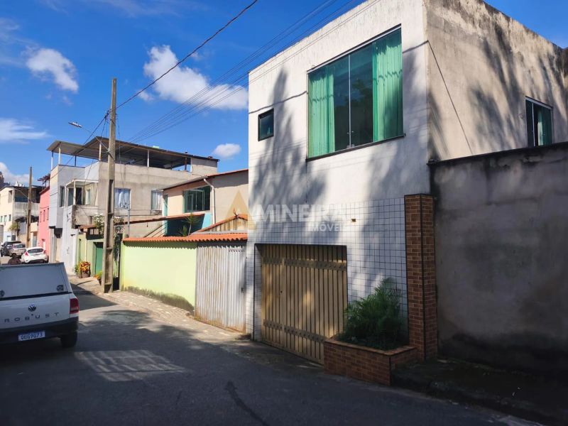 Casa com 2 quartos — Havaí, Belo Horizonte