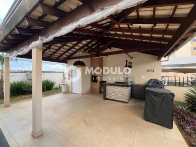 Apartamento com 2 Quartos para alugar, 60m² no Gávea, Uberlândia