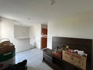 Apartamento com 2 Quartos para alugar, 47m² no Grand Ville, Uberlândia