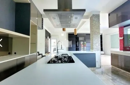 Sobrado com 4 Quartos à venda, 382m² no Pitas, Cotia