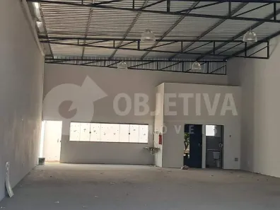 Galpão/Depósito/Armazém para alugar, 210m² no Shopping Park, Uberlândia