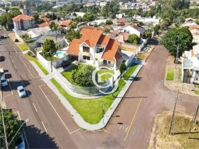 Sobrado com 5 Quartos à venda, 385m² no Maria Luiza, Cascavel
