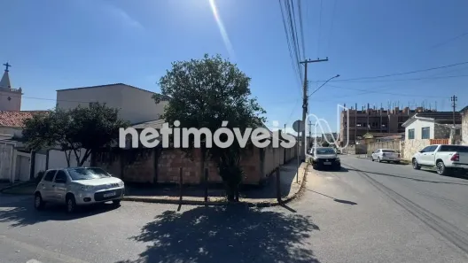 Casa com 4 Quartos para alugar, 100m² no Centro, Florestal