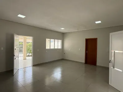 Casa à venda, 204m² no Chapada dos Guimarães, Chapada dos Guimarães