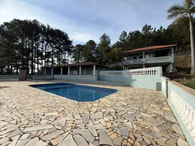 Fazenda/Sítio com 5 Quartos à venda, 2000m² no , Mairinque