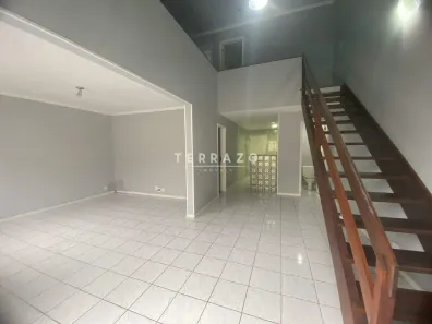 Casa de Condomínio com 3 Quartos à venda, 130m² no Granja Guarani, Teresópolis