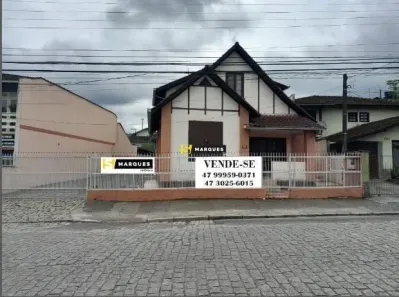 Casa com 5 Quartos à venda, 200m² no Floresta, Joinville