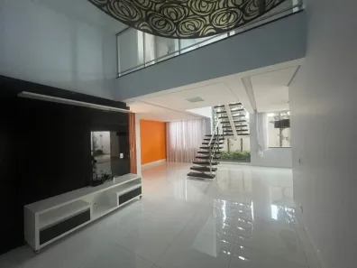 Casa com 4 Quartos à venda, 236m² no Alto Umuarama, Uberlândia