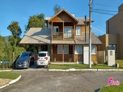 Casa com 3 Quartos à venda, 240m² no Vargem Grande, Florianópolis