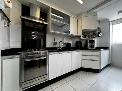 Apartamento com 2 Quartos à venda, 67m² no Agronômica, Florianópolis
