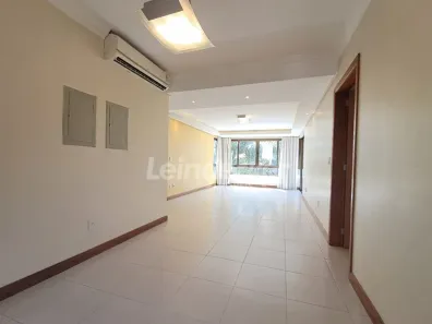 Apartamento com 3 Quartos para alugar, 124m² no Jardim Itu, Porto Alegre