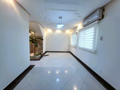 Sobrado com 6 Quartos à venda, 450m² no Aleixo, Manaus