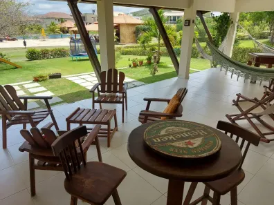 Sobrado com 5 Quartos para alugar, 265m² no Gravatá Centro, Gravatá