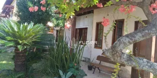 Casa com 4 Quartos à venda, 350m² no Itaipu, Niterói