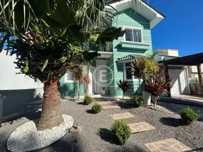 Casa com 3 Quartos à venda, 153m² no Pedra Branca, Palhoça