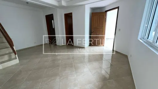 Sobrado com 3 Quartos à venda, 152m² no Xaxim, Curitiba