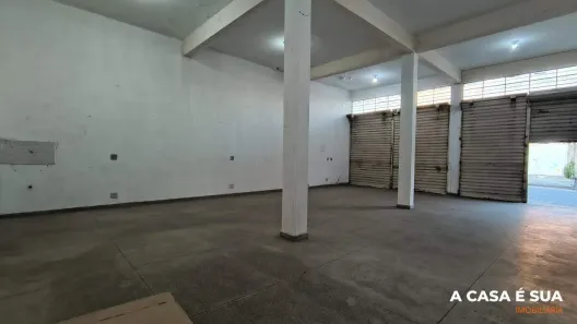 Ponto Comercial para alugar, 200m² no Presidente Kennedy, Betim