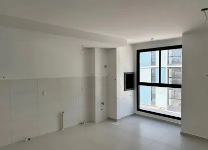 Apartamento com 2 Quartos à venda, 56m² no Serraria, São José
