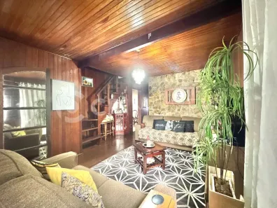 Casa com 6 Quartos à venda, 235m² no Jardim Itu, Porto Alegre