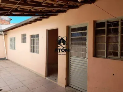 Casa com 3 Quartos à venda, 300m² no Jardim Gurilândia, Taubaté