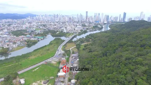 Lote/Terreno à venda, 30825m² no Nova Esperança, Balneário Camboriú