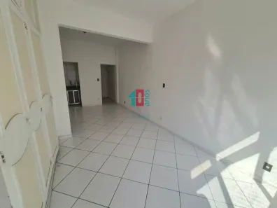 Kitnet com 1 Quarto à venda, 35m² no Copacabana, Rio de Janeiro