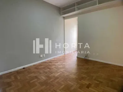 Apartamento com 2 Quartos à venda, 61m² no Leme, Rio de Janeiro