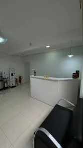 Casa com 8 Quartos para alugar, 400m² no Vila Guedes de Azevedo, Bauru
