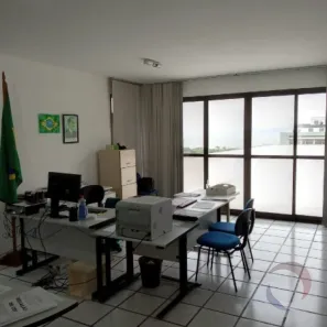 Sala Comercial à venda, 128m² no Centro, Florianópolis