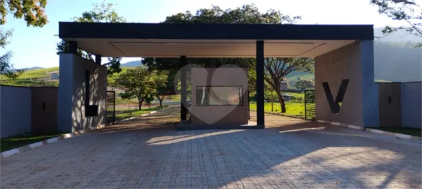 Lote/Terreno à venda, 300m² no Centro, Bom Jesus dos Perdões