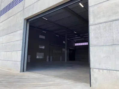 Galpão/Depósito/Armazém para alugar, 1378m² no Iporanga, Sorocaba
