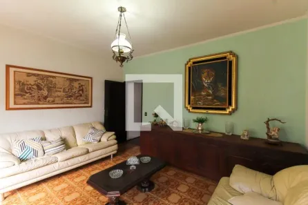 Casa com 3 Quartos à venda, 340m² no Vila Bertioga, São Paulo
