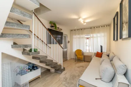 Sobrado com 3 Quartos à venda, 126m² no Parque Maria Domitila, São Paulo