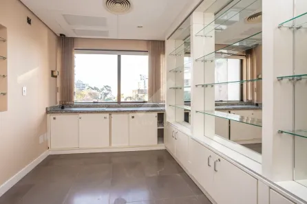 Sala Comercial à venda, 66m² no Moinhos de Vento, Porto Alegre