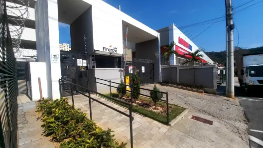 Apartamento com 2 Quartos para alugar, 61m² no Democrata, Juiz de Fora