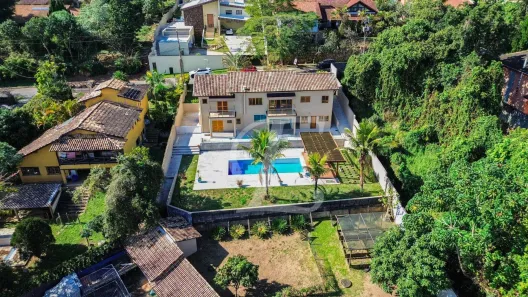 Casa de Condomínio com 4 Quartos à venda, 358m² no Granja Viana II, Cotia