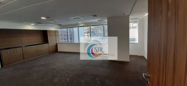 Sala Comercial para alugar, 212m² no Vila Olímpia, São Paulo
