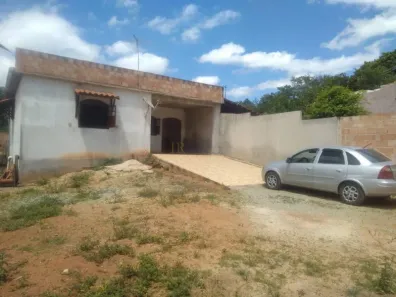 Fazenda/Sítio com 3 Quartos à venda, 720m² no Chácara Planalto, Contagem