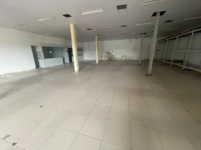 Ponto Comercial para alugar, 768m² no Quintas, Natal