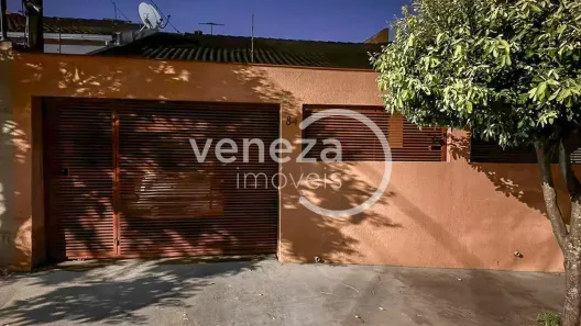 Casa com 4 Quartos à venda, 66m² no Jardim Continental, Londrina