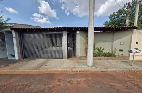 Casa com 3 Quartos à venda, 259m² no Jardim Panorama, Araraquara