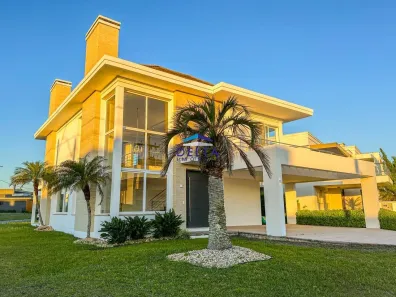 Casa de Condomínio com 3 Quartos à venda, 320m² no Torres, Torres